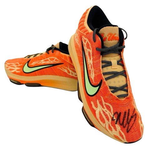 Victor wembanyama signed shoes - wembanyama,