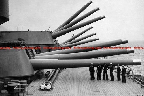 F010185 hms rodney - guns, 1931