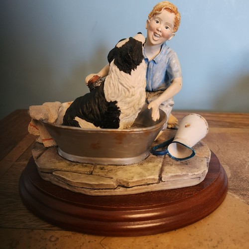 Border fine arts bath time - border,