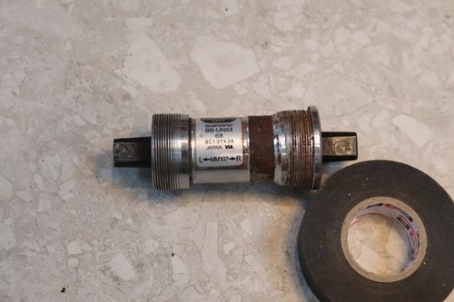 Shimano bottom bracket - shimano,