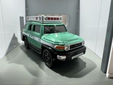 Tomica Takara Tomy No.31 Toyota FJ Cruiser Police Car 1:66