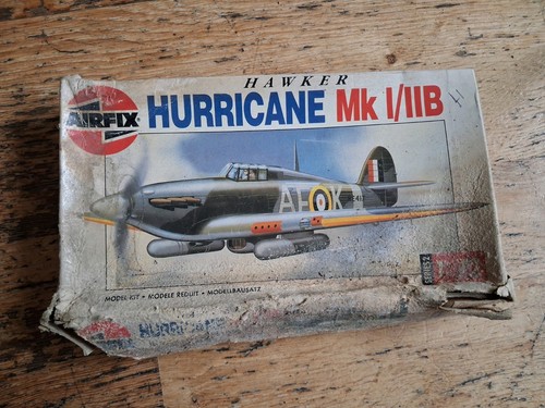Airfix hawker hurricane - hawker,