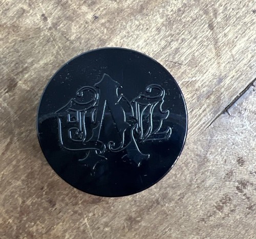 Kvd kat von lock - lock-it, setting