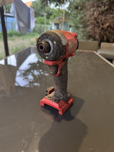 Milwaukee m18 fid3 fuel 18v - m18,