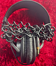 Sony MDR-7506 Headphones with