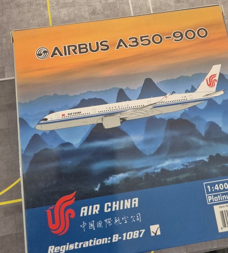 400 model airport bundle - 1/400,