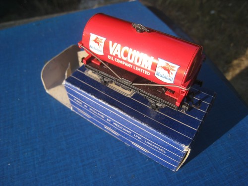 Hornby dublo tank wagon - dublo,