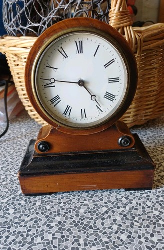 Stunning antique mantle clock - stunning,