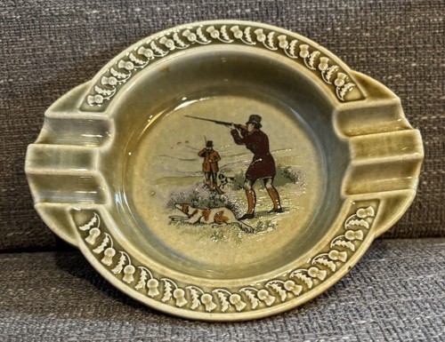The hunt dog irish porcelain - hunt,