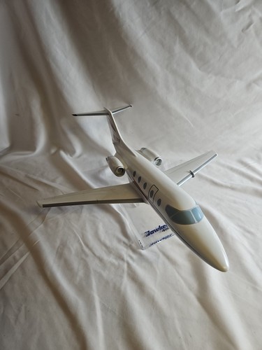 Raytheon hawker 400xp talon - hawker,