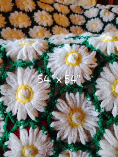 Vintage handmade daisy crochet - handmade,