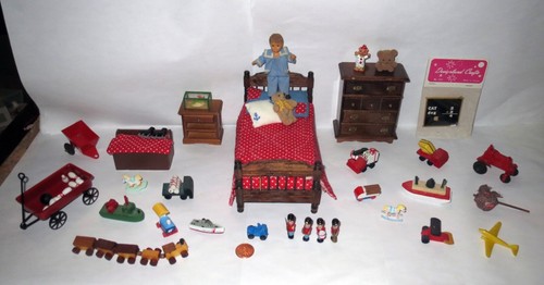 Huge antique artist - artist, dollhouse
