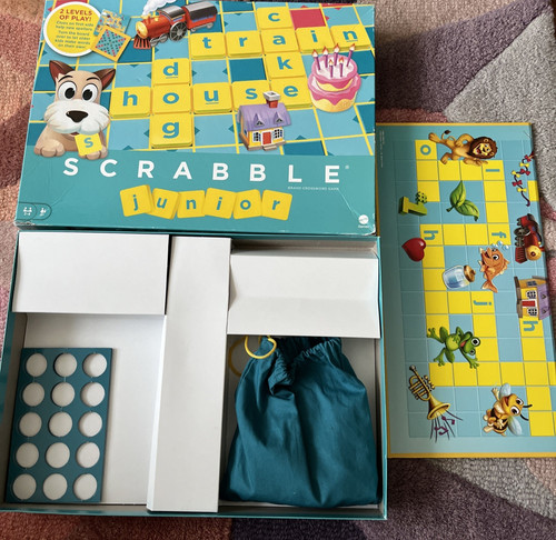 Original scrabble junior board - scrabble,