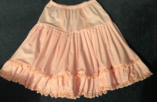 Peach coloured rockabilly - peach,
