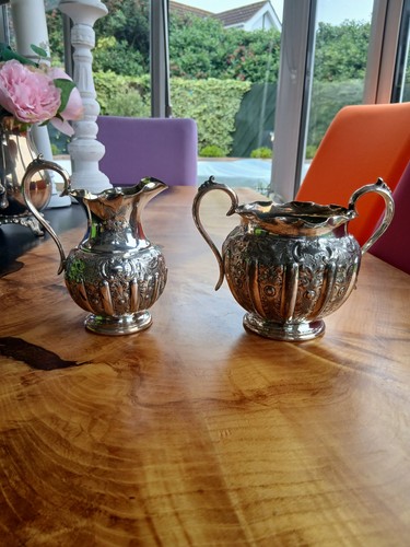 Beautiful embossed vintage - beautiful,