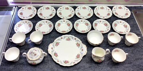 Stunning vintage piece - stunning,