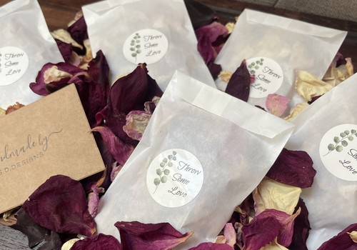 Rose petal confetti pouches - 5x,