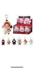 Pop mart skull panda winter