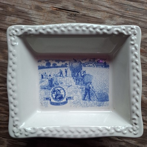 Vintage shredded wheat bowl - shredded,
