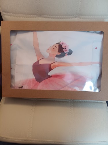 Girls single size bedding - size,