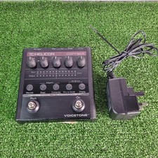 TC-Helicon Voicetone Correct Pedal For Vocalists