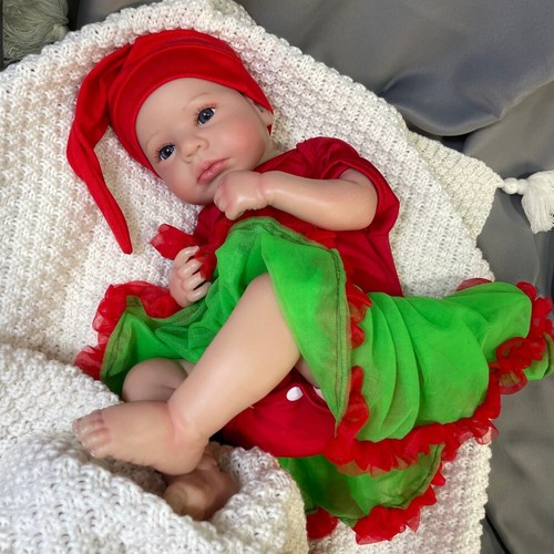 Lifelike reborn doll - 19",