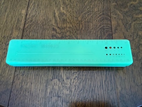 Vintage knitting needles box - vintage,