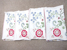 4 CUSHION COVERS 46 BY 55 CMS
