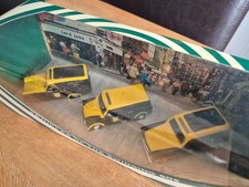 Lledo / Corgi Ringtons Set