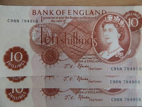 Lot run ten - run, 10/-
