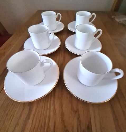Queens fine bone - china, 12