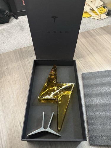 Tesla decanter brand - brand, new