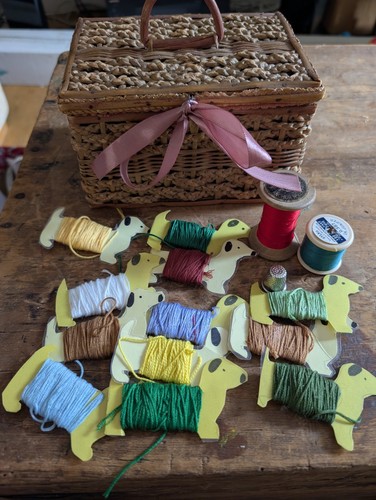 Vintage small wooden - vintage,
