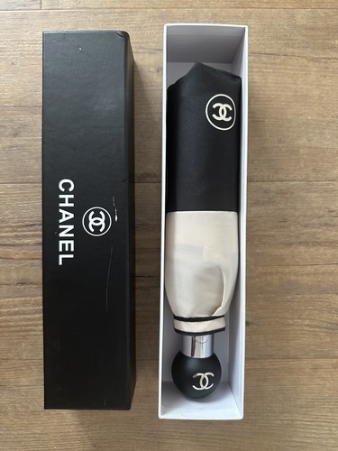 Chanel color folding - bi-color,