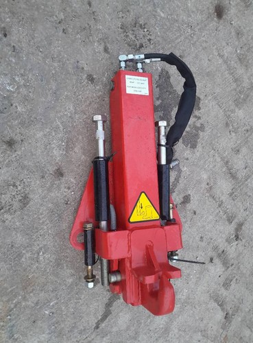 Manitou pick hitch brand - up,