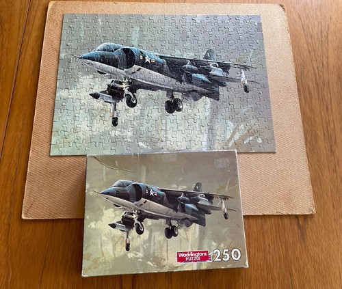 Waddingtons 1985 harrier - waddingtons, h.s.