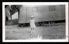 MOBILE HOME TRAILER CARAVAN