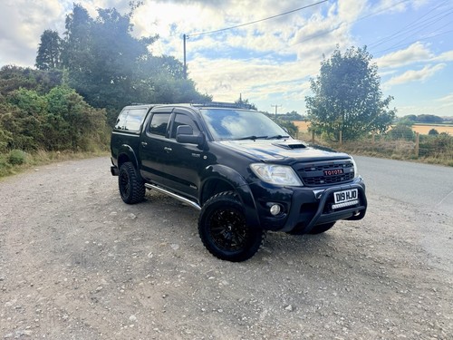 Toyota hilux invincible 0 - toyota, 3.0