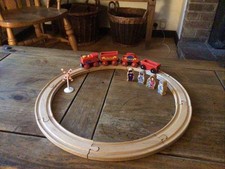 Wooden Train Set With 4 People