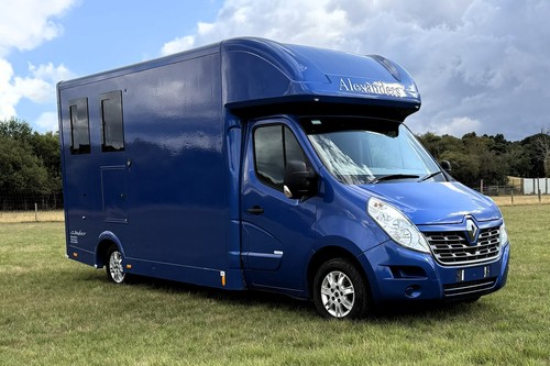 Renault master horsebox - renault,