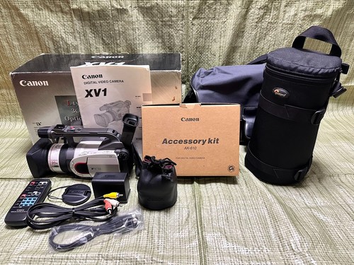 Japan model canon 3ccd xv1 - japan,