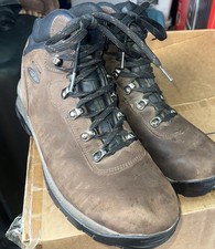 Hi-Tec Altitude IV men's hiking boots  11 M  Waterproof  in good condition