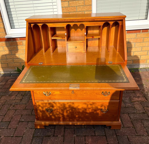 Rare younger antique bureau - younger,