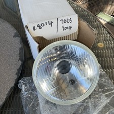 Universal sealed beam - 7",