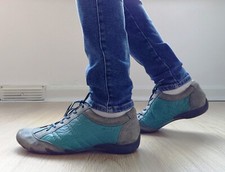 Women Red Tape Trainers