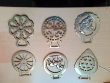 6 X VINTAGE HORSE BRASSES MIXED BUNDLE JOBLOT BRASSWARE