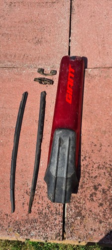 Giant reign battery - reign, (red)
