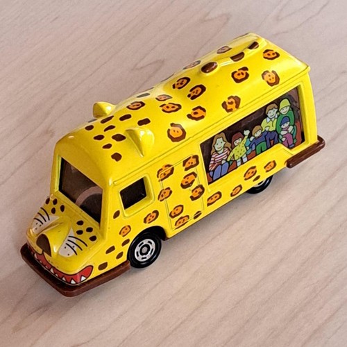 Talking tomica lion bus - lion,