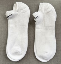 NIKE -  2 PK - EVERYDAY LIGHTWEIGHT NO SHOW TRAINING SOCKS - WHITE LARGE UK 8-11