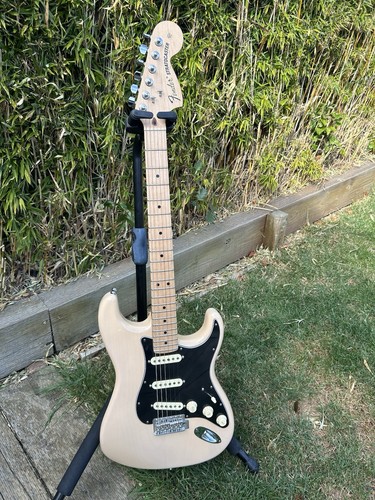 Fender stratocaster highway - fender,